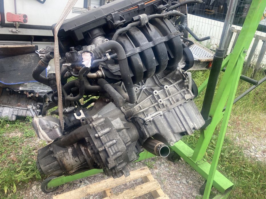 Отличен двигател VW PASSAT 1.6 FSI