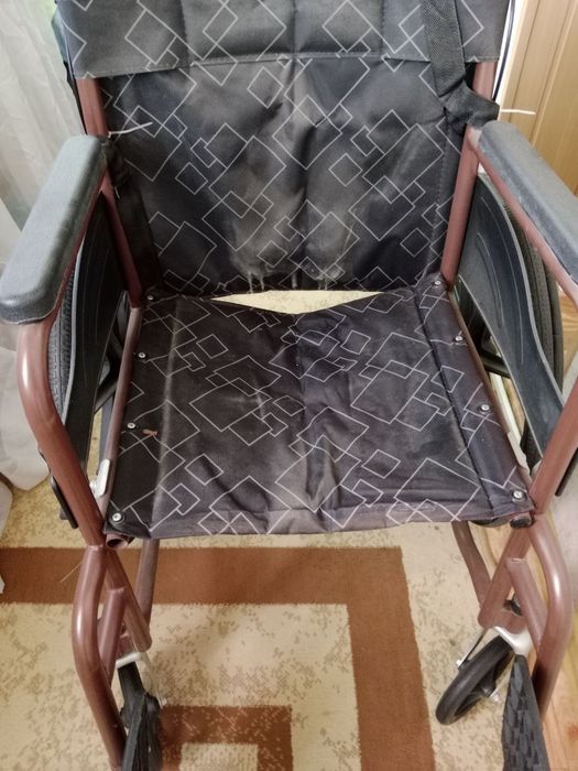 Продаётся инвалидная коляска