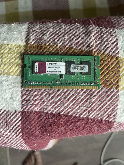 DDR3 SO-DIMM 2 gb Kingston