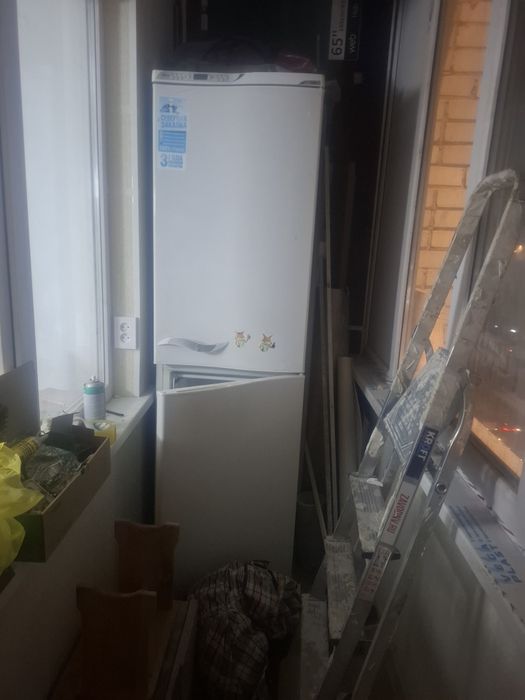 Хрлодильник продам
