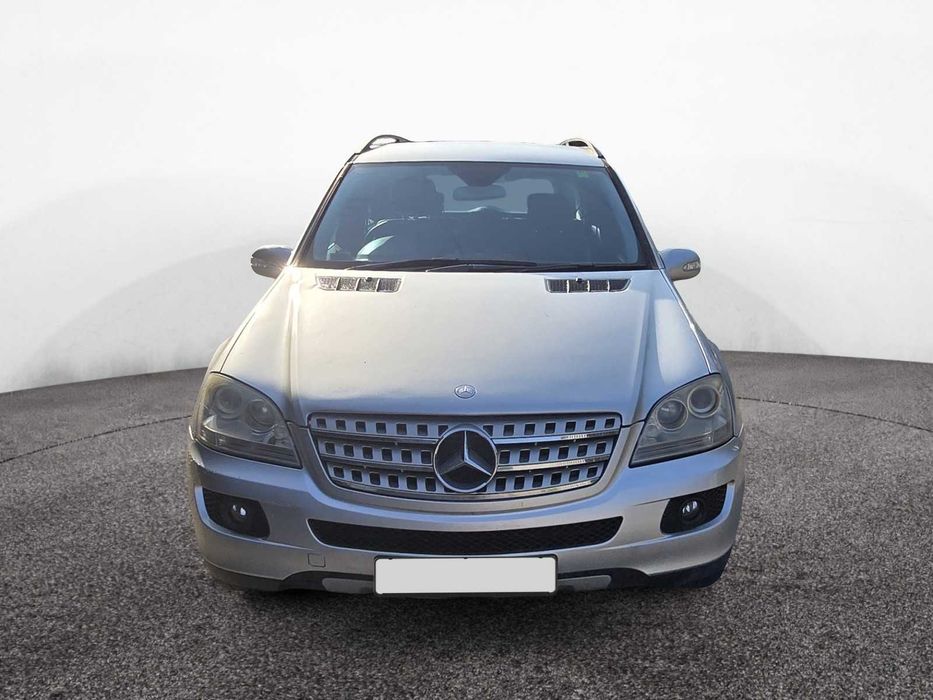 Dezmembrari dezmembrez Mercedes Ml 320 3.0 cdi V6 cod motor OM642940