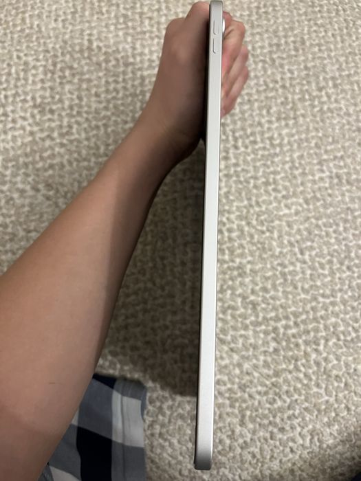 Ipad a16 продам!