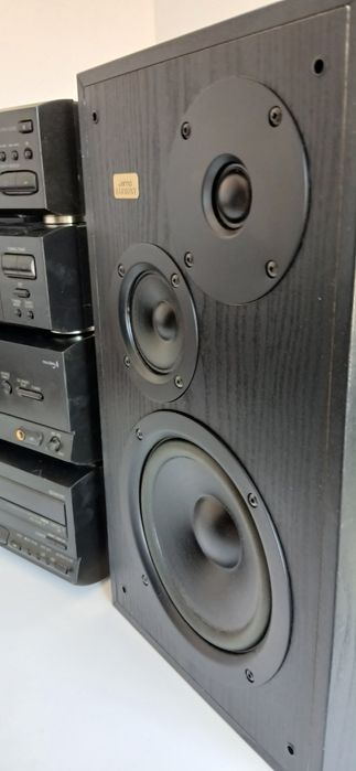Technics Hi-Fi кула — 4 компонента + тонколони Jamo Harmony 20