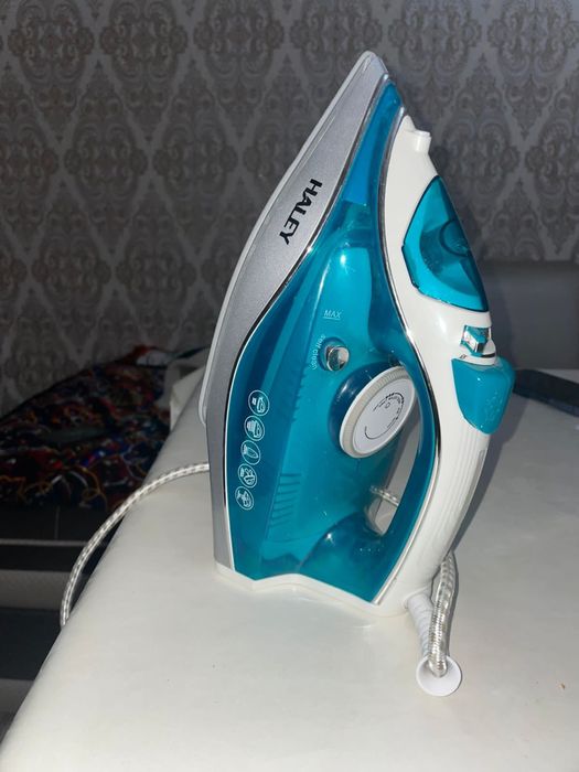 Утюг HALEY продается