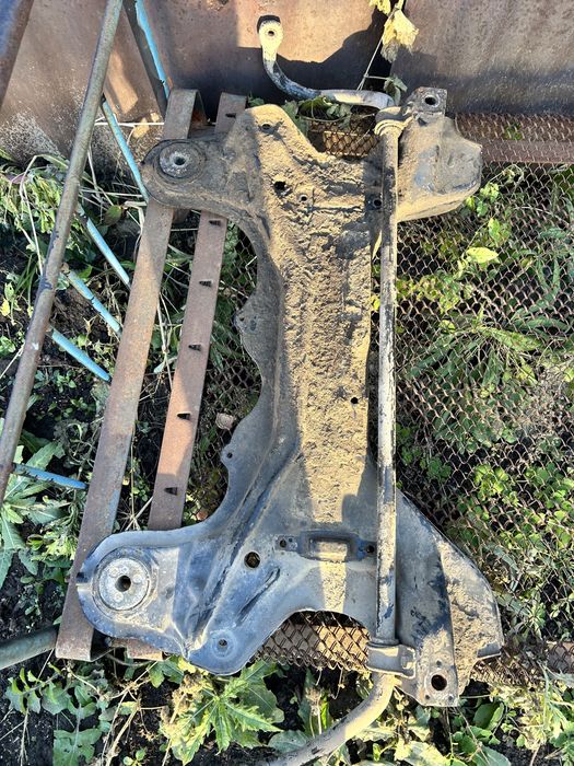 Балка Передня Шкода Октавия А4 97-08 год