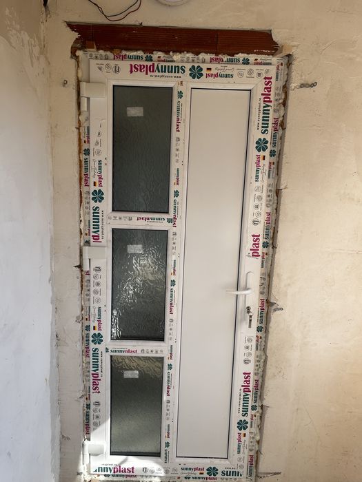 Tâmplărie PVC și Geamuri Termopan la Comandă