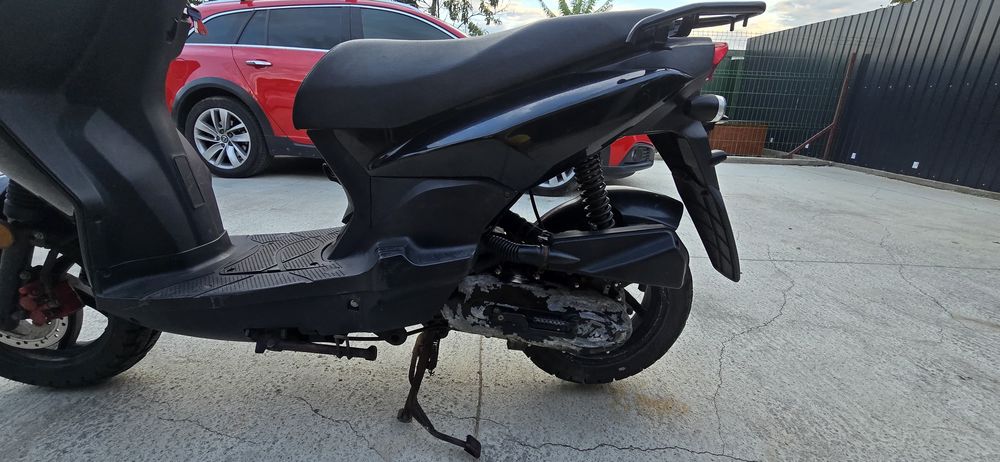 Scuter sym50 CARTE RAR!! Îmatriculat