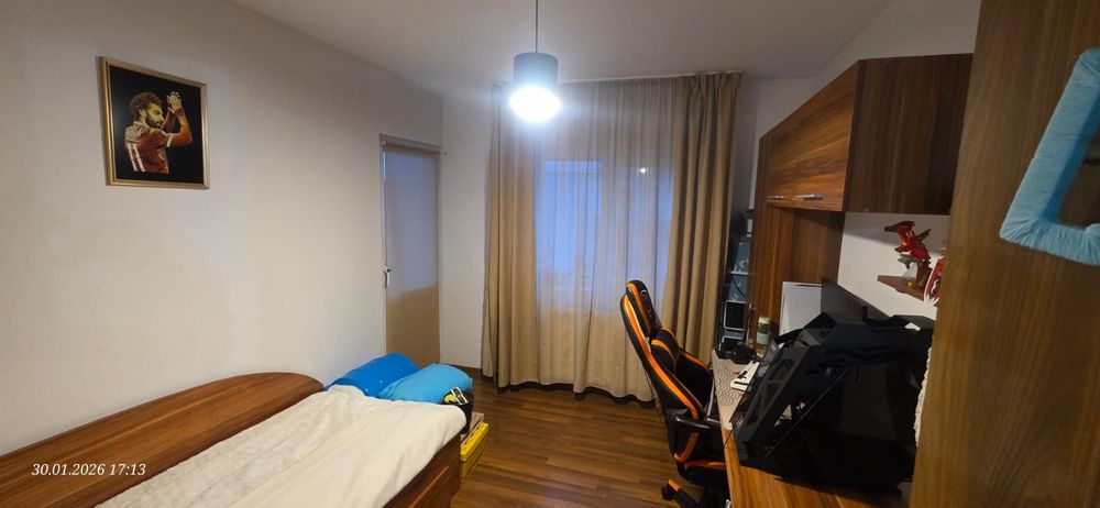 De Vanzare Apartament