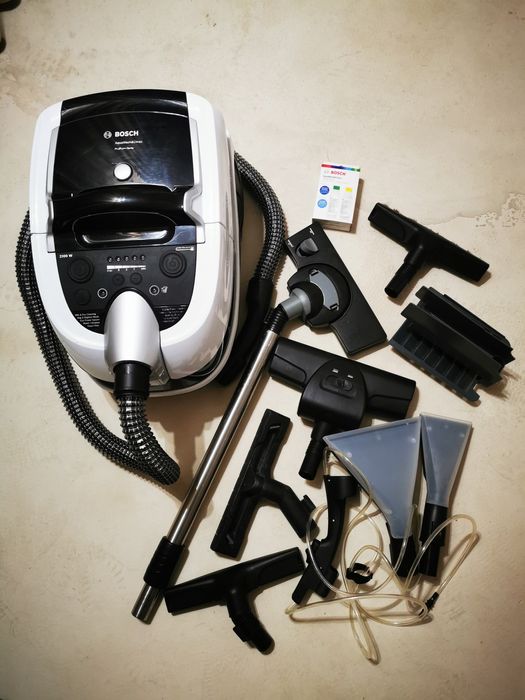 Aspirator cu spalare BOSCH BWD421PRO