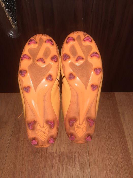 Бутонки Puma за футбол