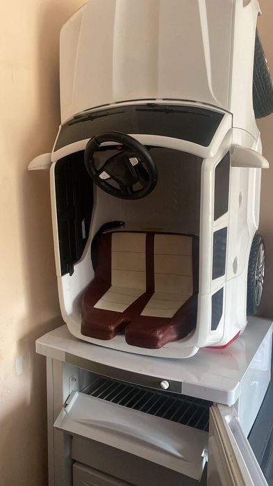 Морозика продаю и машинку ,