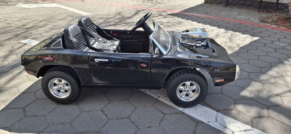 Dodge challenger  детский электромобиль