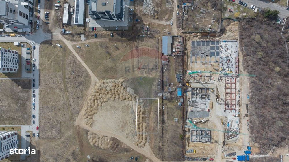 Teren intravilan de vânzare în Noua 900 mp - Comision 0
