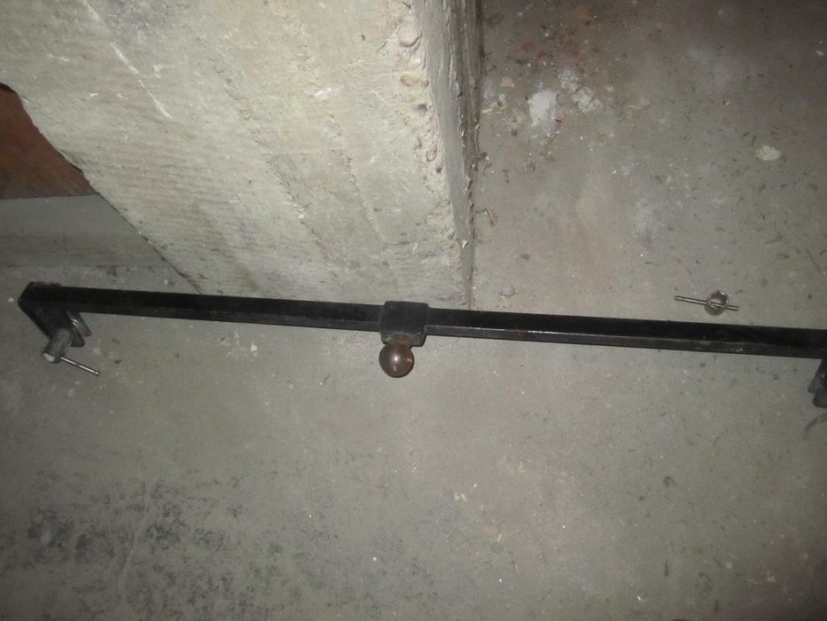 Продавам правен теглич за Toyota avensis verso,цена 20 Евро.