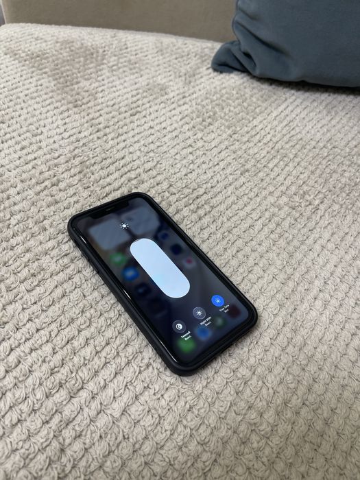 iPhone 11 64gb в идеальном состоянии