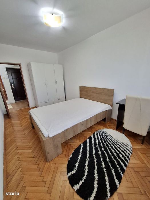Apartament 2 camere+ bucătărie- Cartier Gruia strada Vânătorului