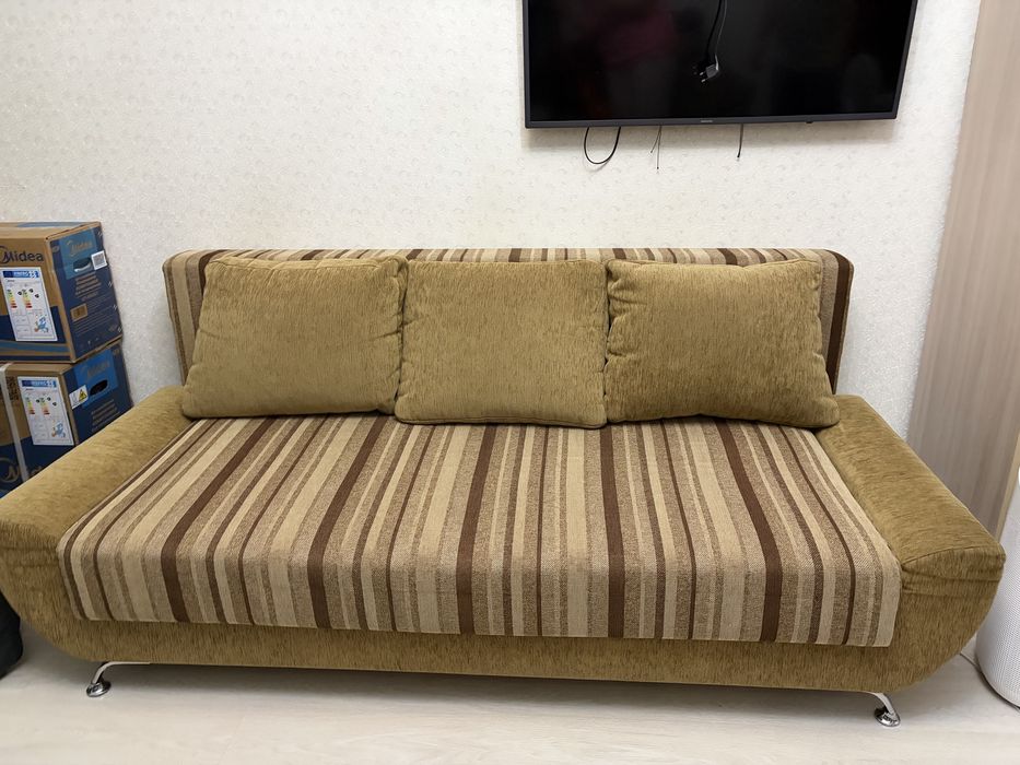 Продам 2 дивана