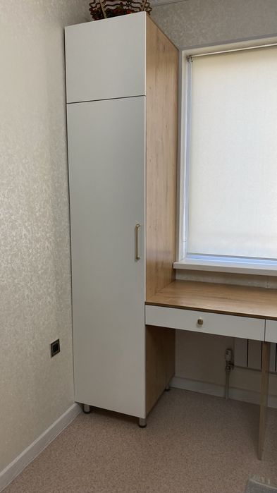 Детский гарнитур и письменный стол со шкафчиком