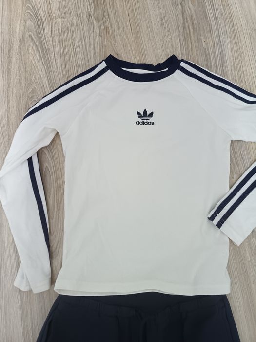 Комлект на девочку рост 140 см