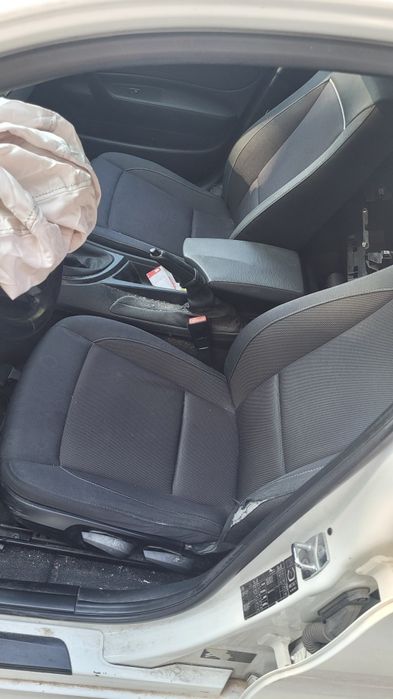 Bmw 118d 143k на части