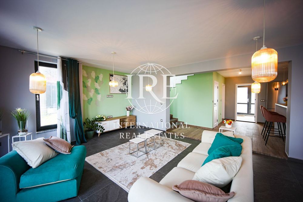 Продава се Къща в с. Кранево, Област Добрич - 300 кв.м за 816 €/кв.м - Снимка #6