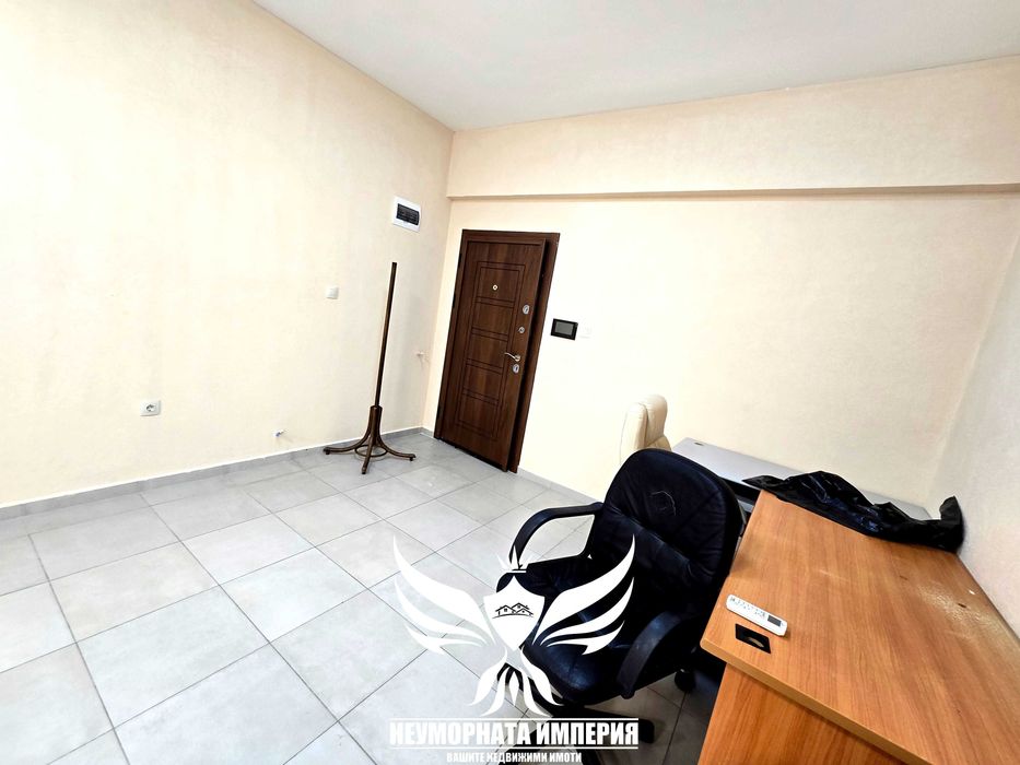 Дава се под наем Офис в Асеновград - 50 кв.м за 234.09 € - Снимка #3