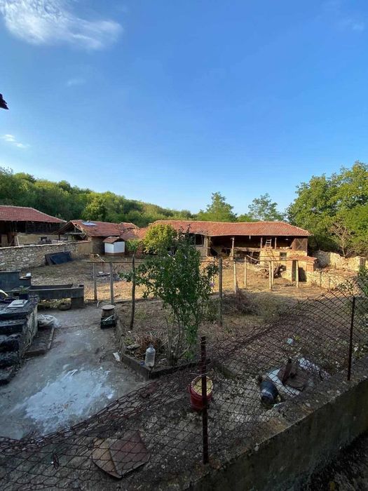 Продава се Къща в с. Кърпачево, Област Ловеч - 799 кв.м за 48 €/кв.м - Снимка #2
