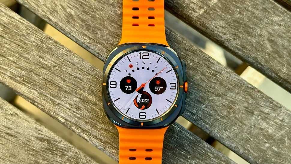 Samsung Galaxy Watch Ultra cu 8 curele si 6 husa