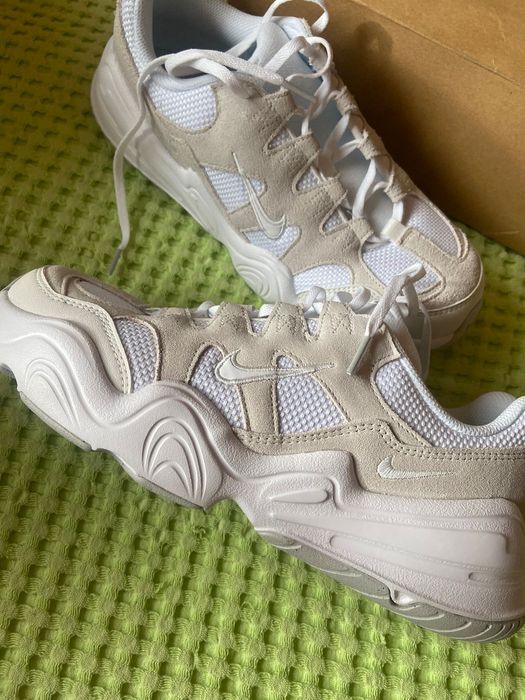 Nike Tech Hera Чисто нови!