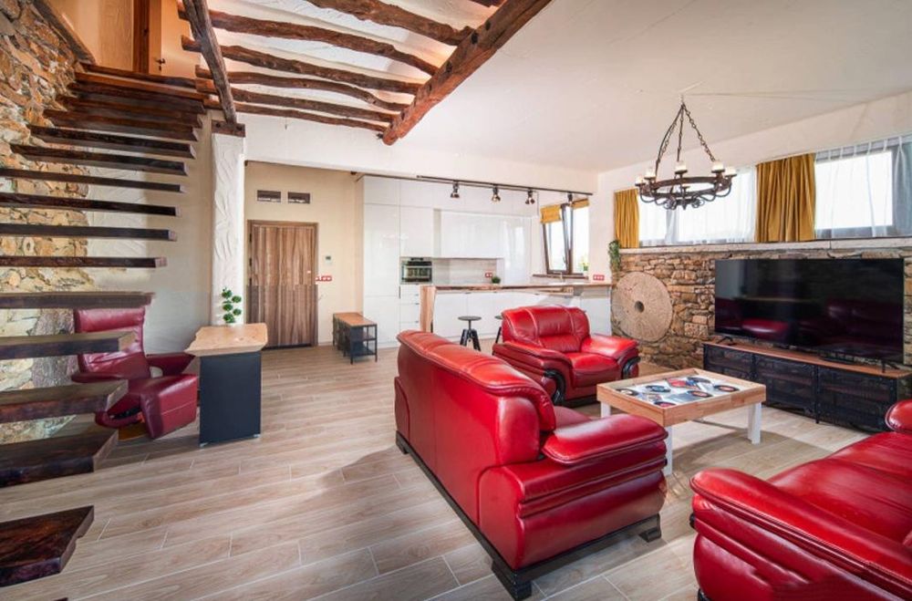 Дава се под наем Мезонет в София, Горубляне - 125 кв.м за 1700 € - Снимка #1