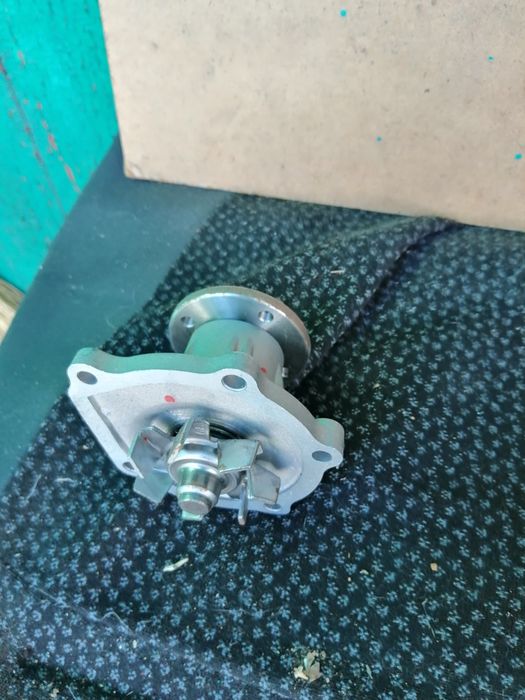 Продам помпу охлаждения