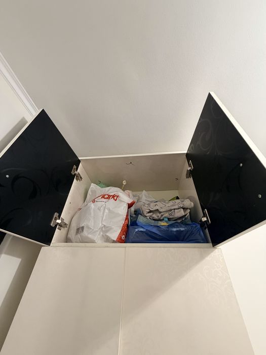 Шкаф в отличном состояний