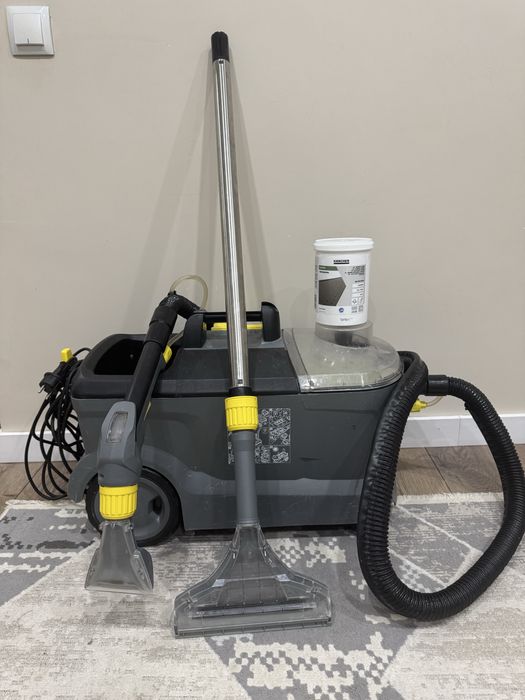 Продаю Химчистка Karcher puzzi 10/1