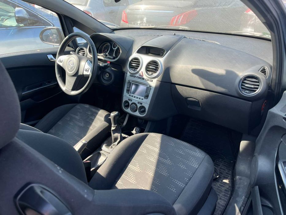 Dezmembrez Opel Corsa D facelift 2011 coupe 1,3 diesel EcoFlex gri Z179