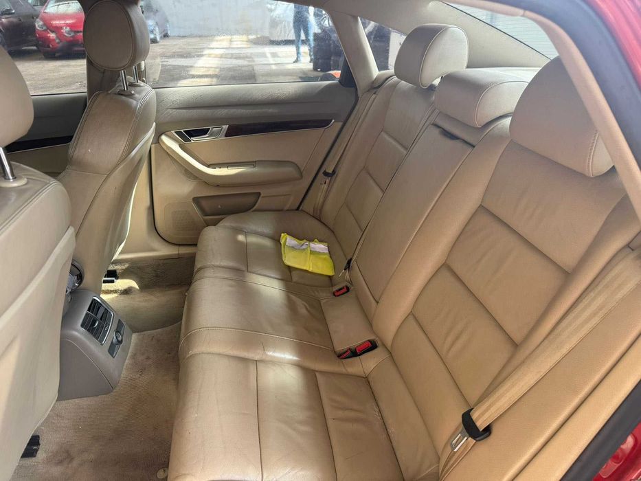 Audi A6 limuzina