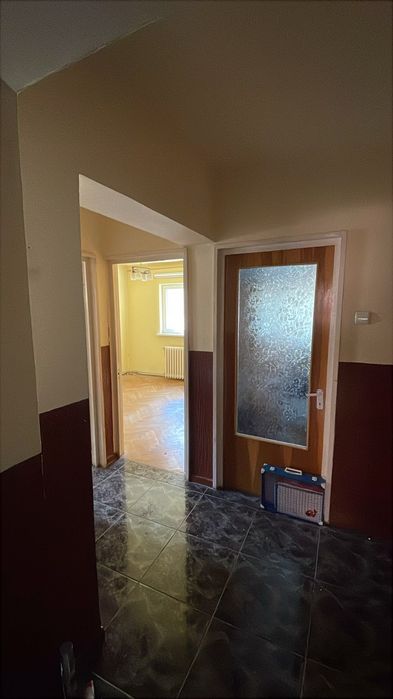 Vând apartament 4 camere, persoana fizica
