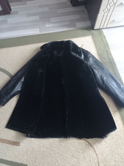 Мужская кожаная дублёнка.