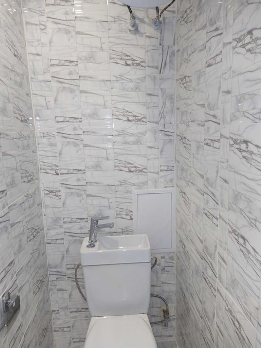 Продава четиристаен отличен в центъра