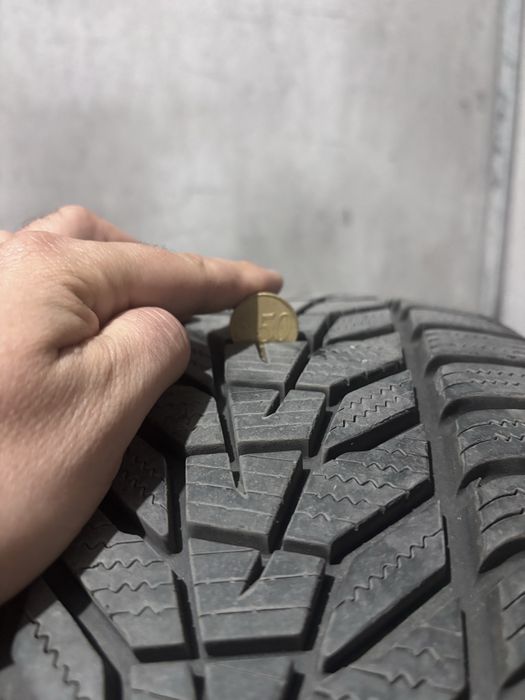 Hankook 235 55 18