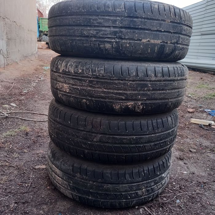 Шины летние с дисками на 14 Мазда