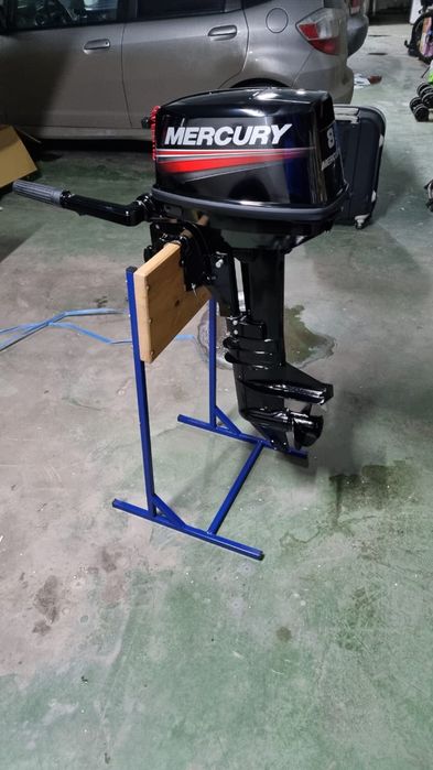 Стойка под лодочный мотор