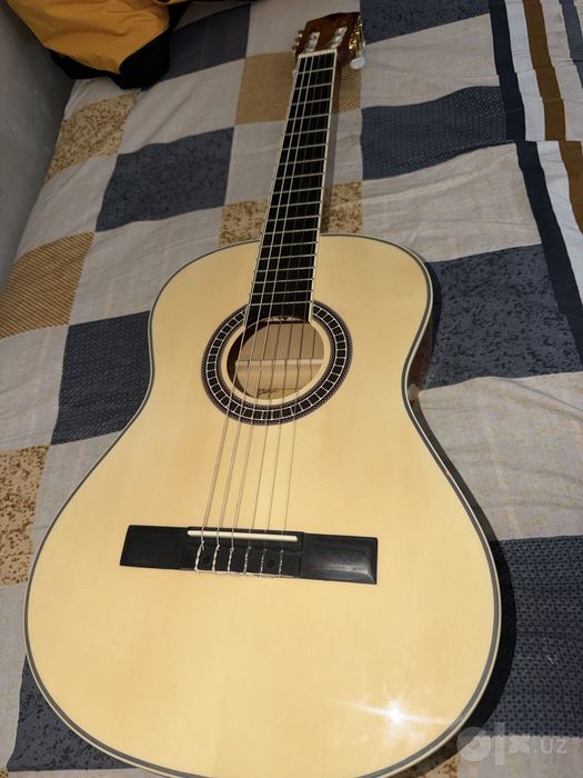 Classical Deviser Guitar