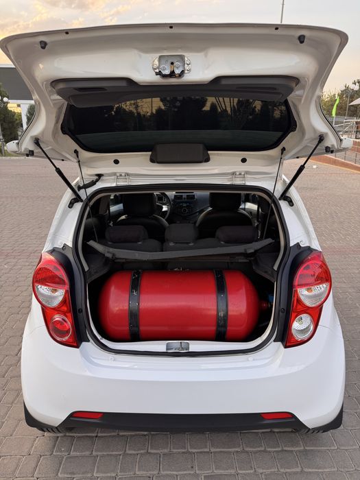 Spark Avtomat, 1.25l Katta mator, Generalne bor