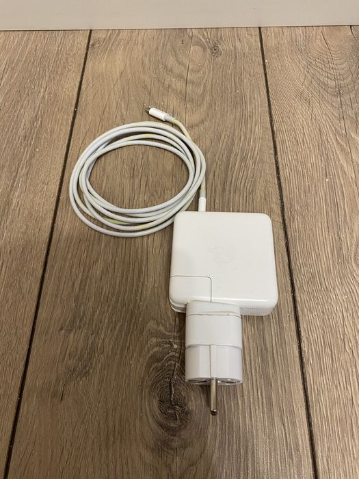 MacBook Pro 13” на Apple M1 (8GB / 512GB SSD)