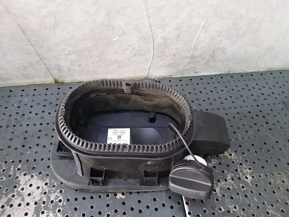 Capac usita rezervor cu buson renault kadjar ha hl 781204304r a397m0010
