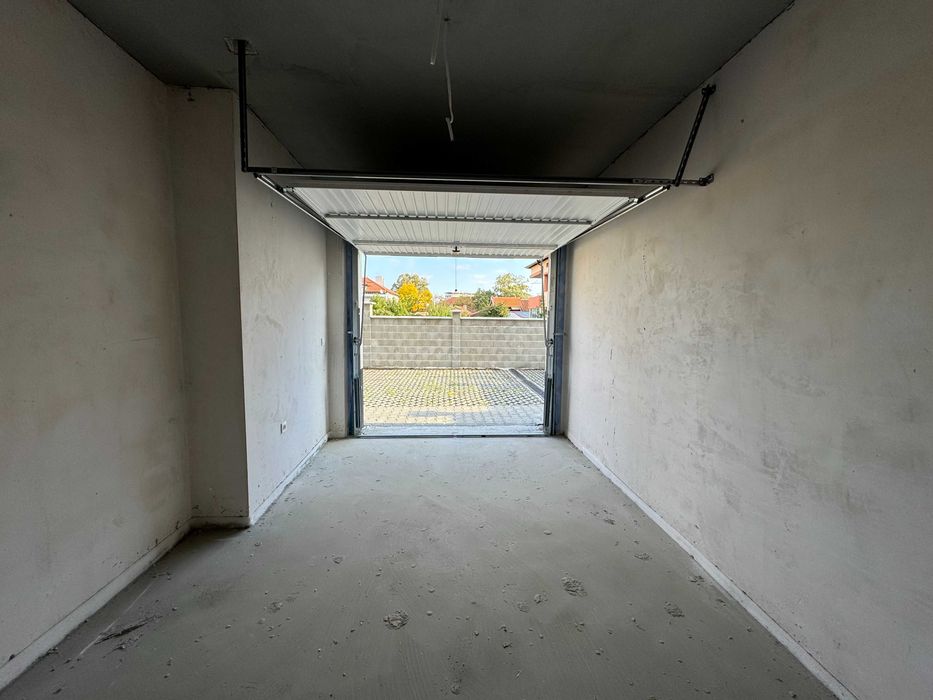 Продава се Гараж / Паркомясто в Търговище, Вароша - 27 кв.м за 756 €/кв.м - Снимка #3