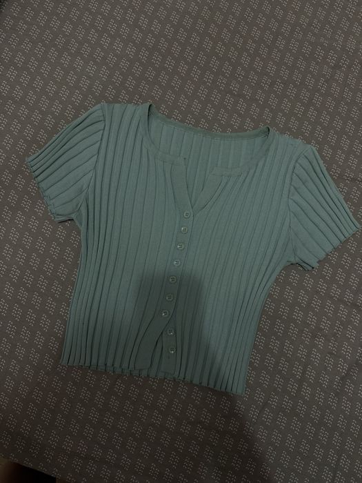 Продам женские вещи