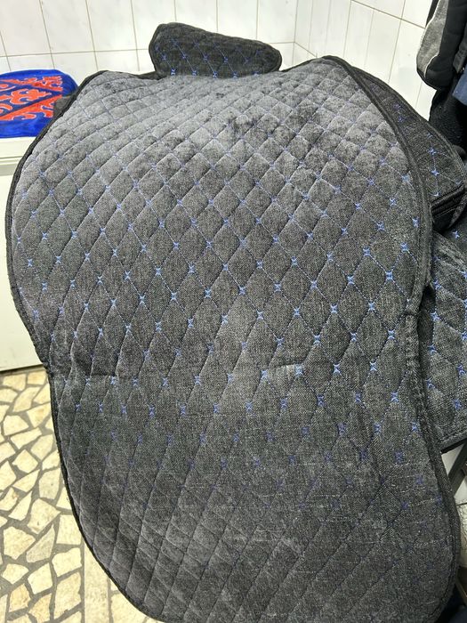 Продам чехлы на автомобиль