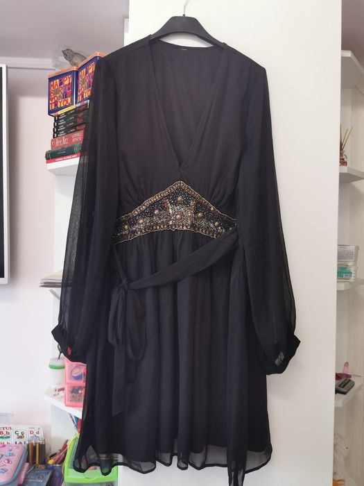 Rochite ocazie,elegante masura 40, 42, 44