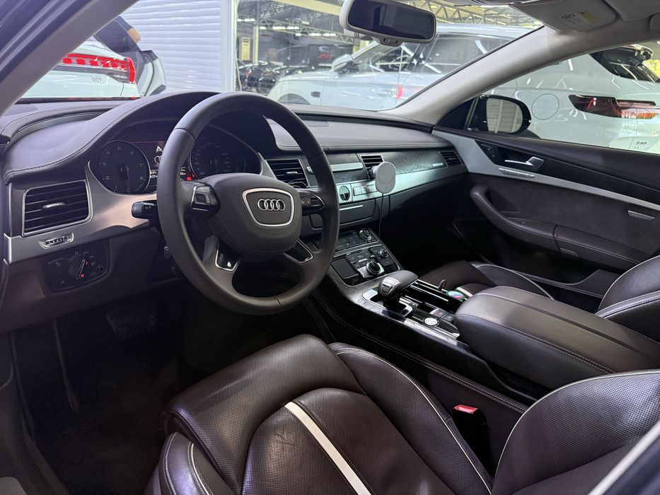 Audi A8 Long 4.0 turbo 700 лс